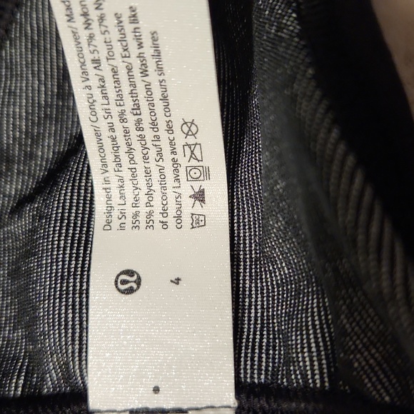 Lululemon Ebb To Train Bra C/D Cup - Picture 5 of 5